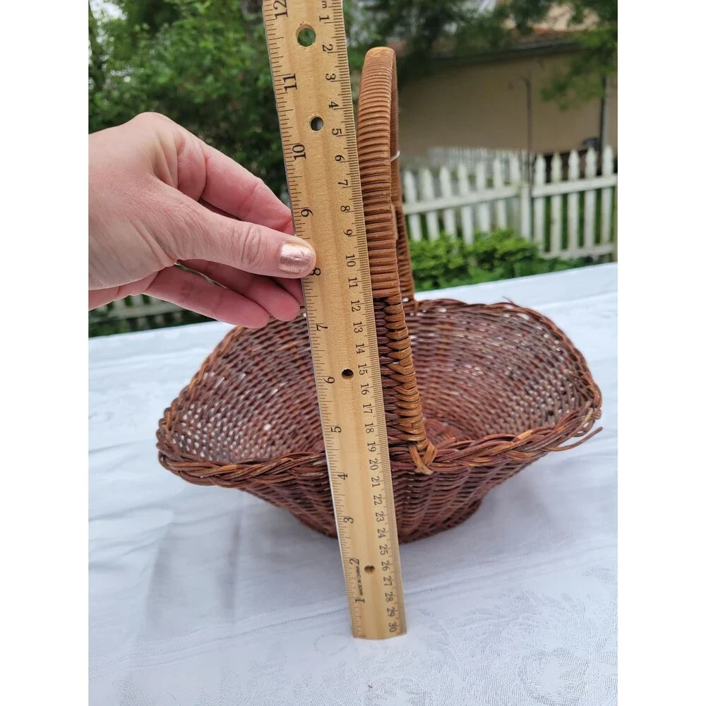 Vintage Forager Harvest Basket Woven Wicker Rich Brown